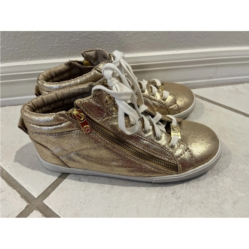 Michael Kors Girls Booties shoesS ize 4